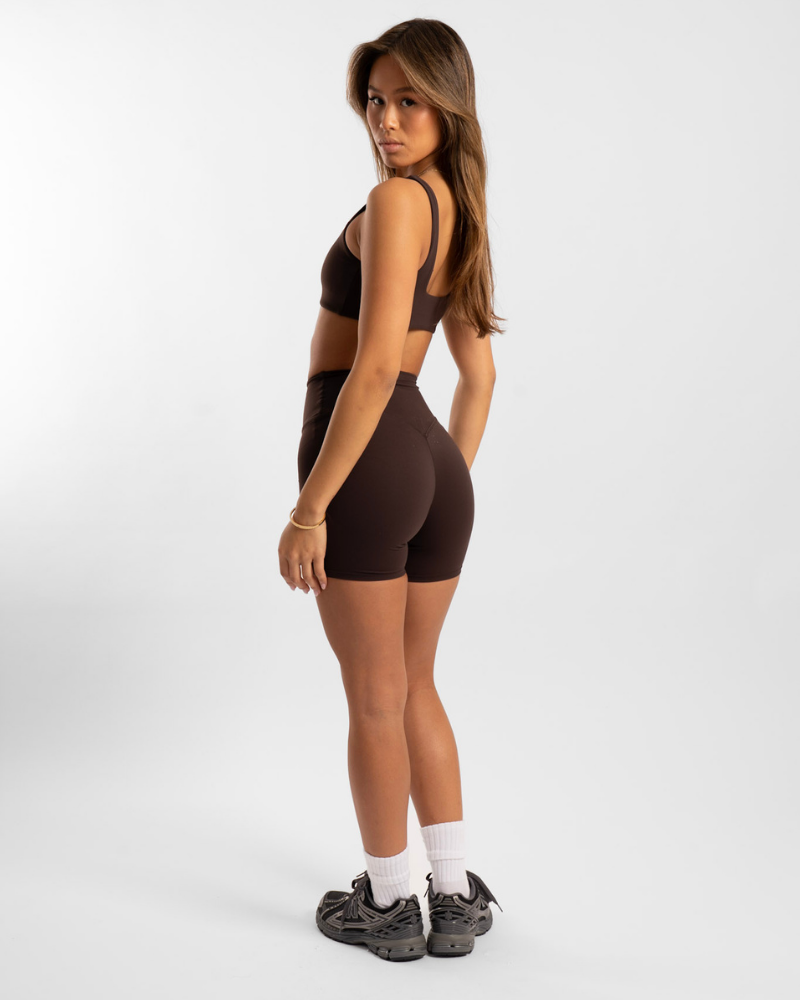 Not Your Basic Shorts 6 Inch - Chocolate (Invisible Scrunch)