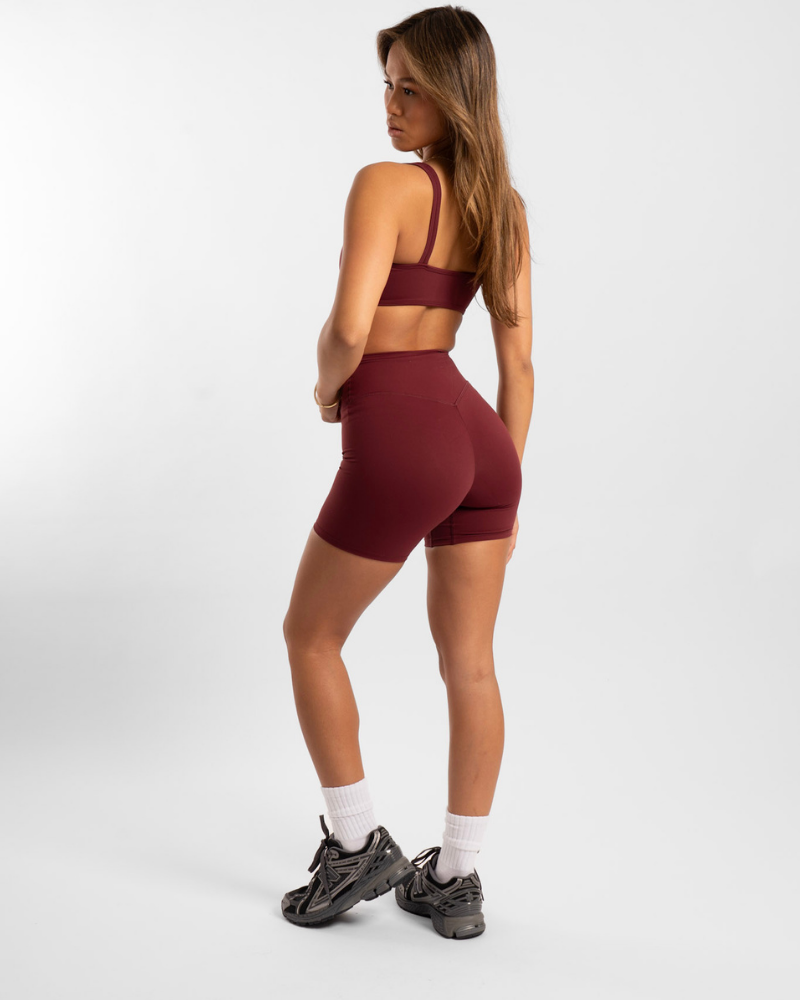 Not Your Basic Shorts 6 Inch - Bordeaux (Invisible Scrunch)